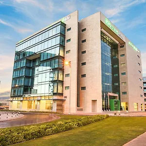 Ibis Styles Jumeira 3* Дубай
