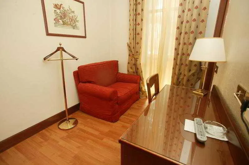Hotel Villa Grazioli Rome 4*,
