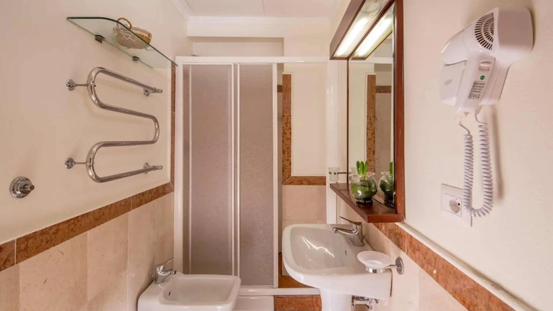 Hotel Villa Grazioli Rom 4*,